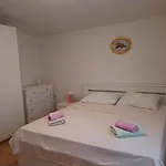 Mira